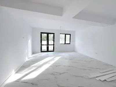 Vanzare - Casa - Vila - Prelungirea Ghencea - Dantelei - 195000E tva inclus - Comision 0! - foto 6