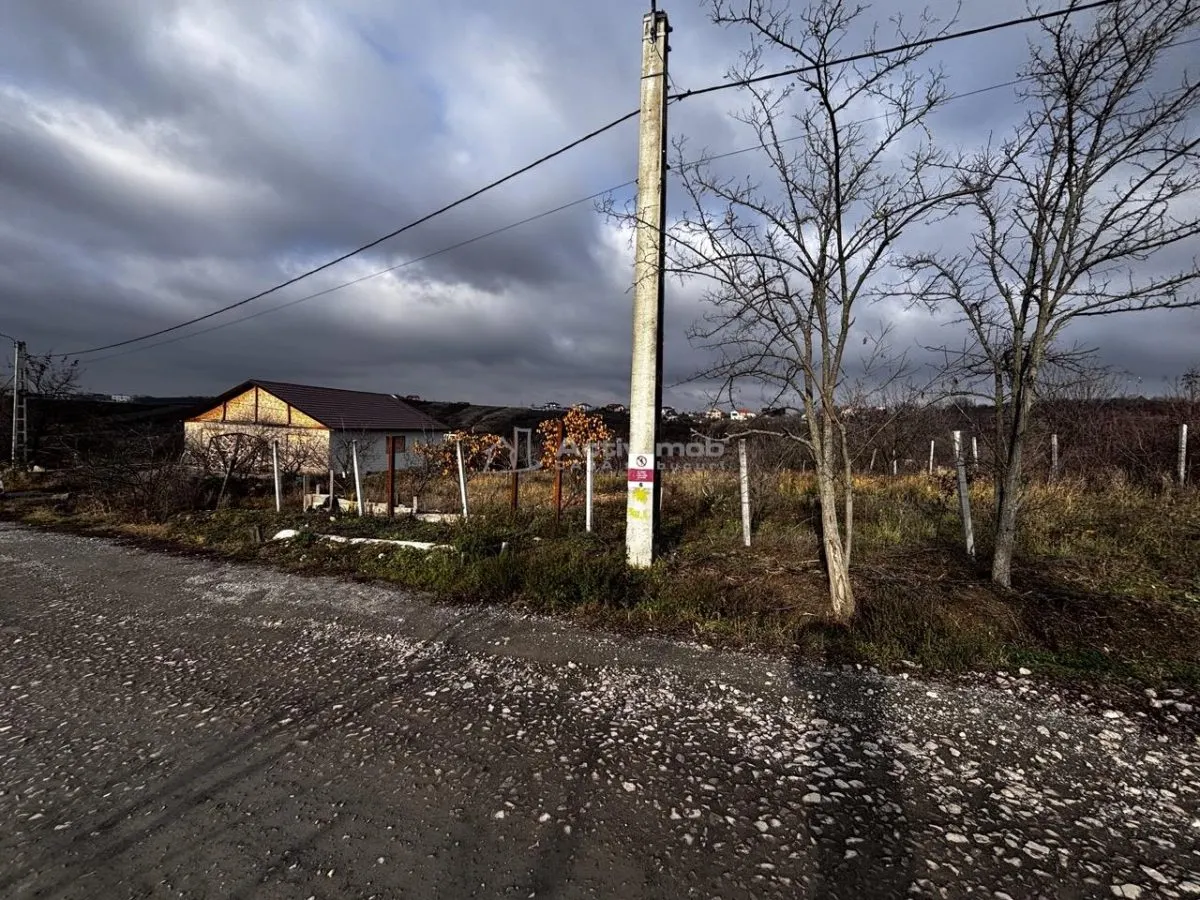 Teren Intravilan Str Livezilor - foto 10