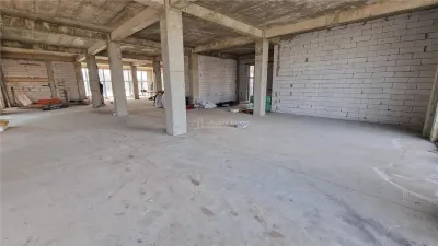 Spatiu comercial - Tunari - 1156mp utili - constructie noua - P + 2 etaje - foto 6