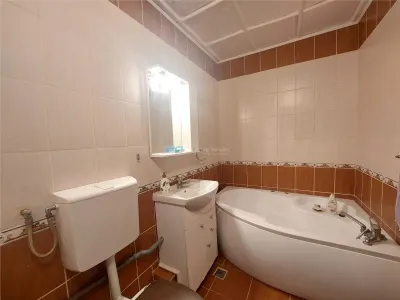 2 camere,51 mp, etaj 4, boxa mare subsol, mobilat-utilat, Micro 14 - foto 7