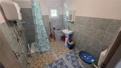 Petrilova | Casa cu 4400MP Teren | 9 Incaperi | ZERO COMISION - foto 19