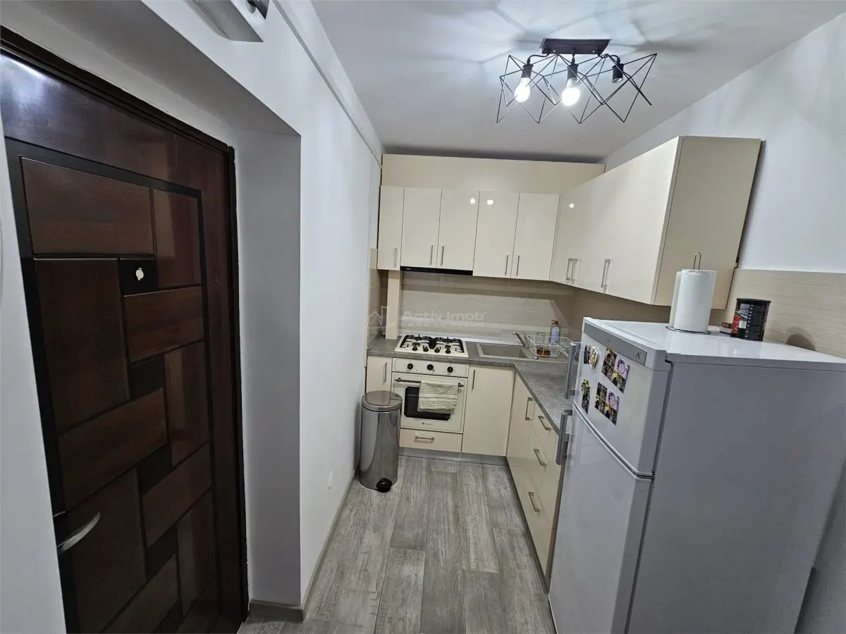 Apartament 2 camere de inchiriat in bloc ANL - foto 9