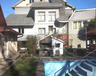 Baia Mare Vanzare I Casa solida pentru doua familii cu teren generos - Baia Mare