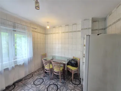 2 camere - Str. Motoc - Sebastian - 13 Septembrie - foto 8
