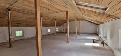 Commercial space for sale in Resita, Govandari area - foto 3