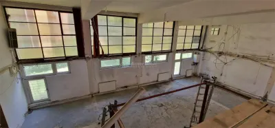 Commercial space for sale in Resita, Govandari area - foto 9