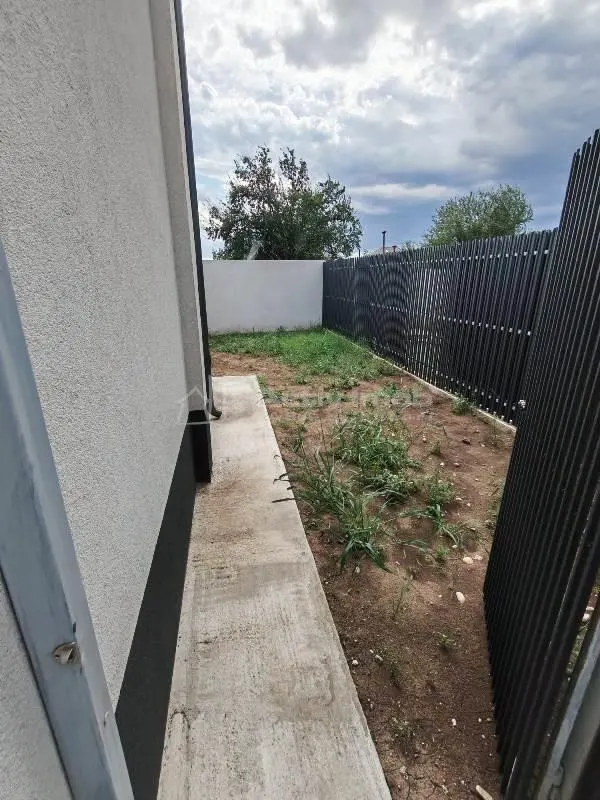 Vanzare - Casa Individuala – Garaj – Prelungirea Ghencea – Margelelor – 225.000 Euro - COMISION 0% ! - foto 20