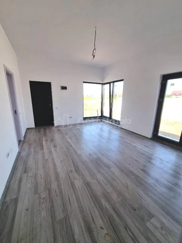 Vanzare - Casa individuala - Vila - Magurele - aproape de centrul orasului - incalzire pardoseala - 206000E - Comision 0 ! - foto 18
