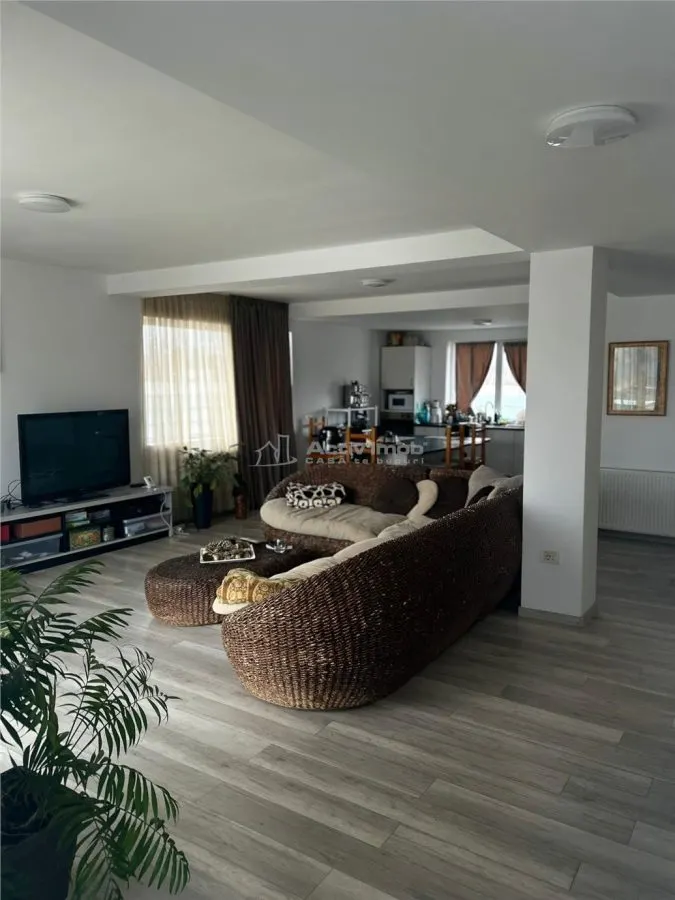 Modern Villa - Buftea - 5 Bedrooms - 3 Bathrooms - 230sqm - 500sqm Plot - foto 22