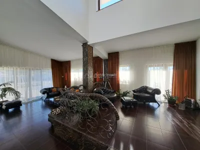 Luxury Villa with Swimming Pool - Buftea - 8 Bedrooms - 4 Bathrooms - 620sqm - 2500sqm Plot - foto 4