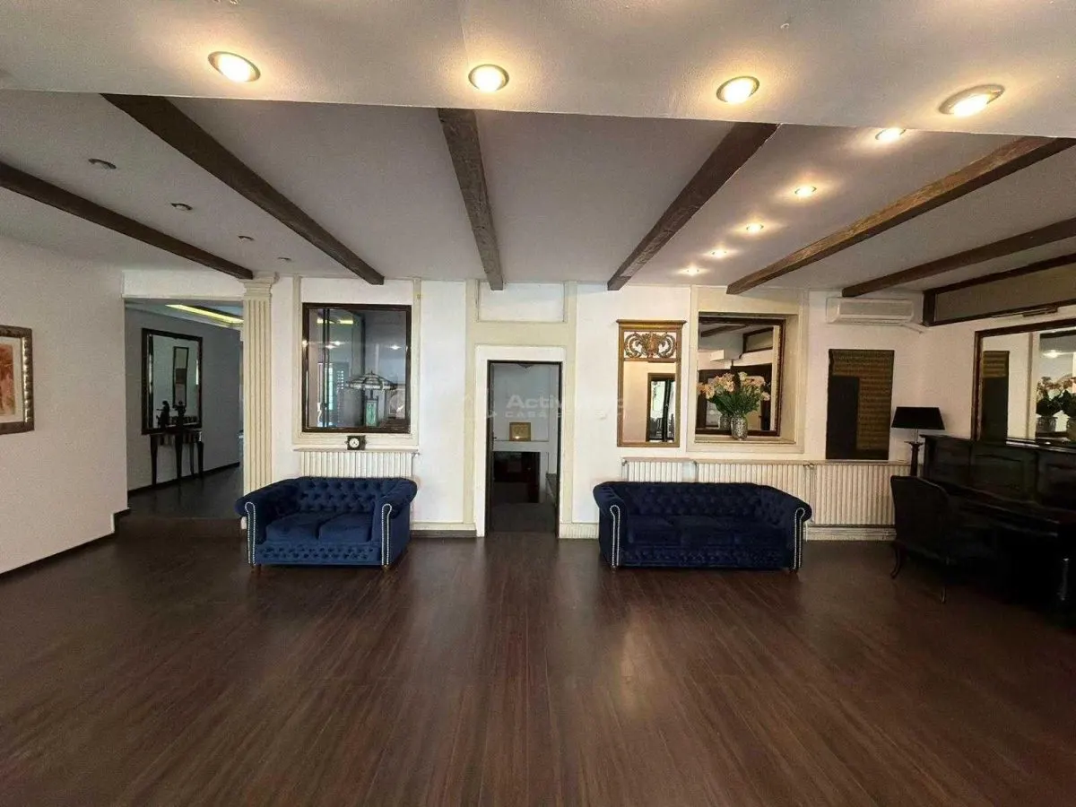 CONAC ELEGANT IN ZONA DE NORD – SECTOR 1, LIMITROF MOGOSOAIA - foto 2