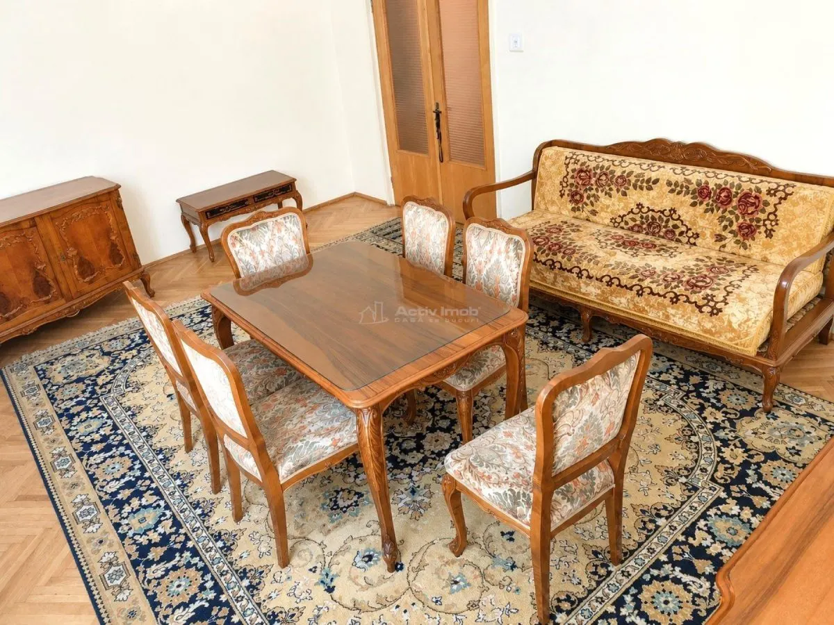 شقة بـ 4 غرف، الطابق الأرضي مع جراج وتخزين، وسط مدينة باي مارا - foto 3