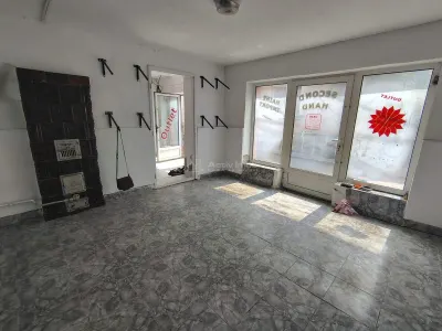Caransebes, CHIRIE, Spatiu Comercial, Central - foto 5