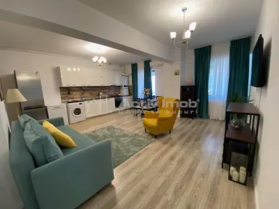 3 camere cartier Damaroaia, spatios COMISION 0 la vanzare - Bucuresti