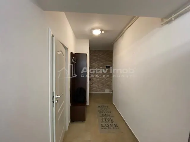 3 camere cartier Damaroaia, spatios COMISION 0 la vanzare - foto 17