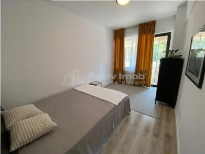 3 camere cartier Damaroaia, spatios COMISION 0 la vanzare - foto 25