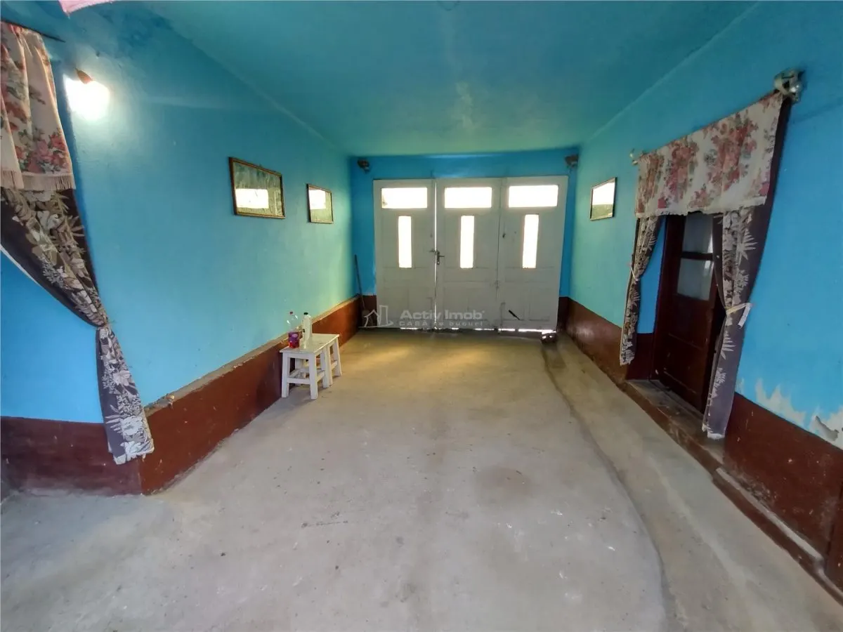 Socol | Casa 7 Camere | Parter + Pod | 546MP Teren - foto 7