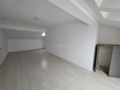 Villa Moderne Townhouse – Otopeni – 5 Chambres – 3 Salles de bain – 160 sqm - foto 13