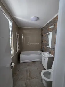 Villa Moderne Townhouse – Otopeni – 5 Chambres – 3 Salles de bain – 160 sqm - foto 4