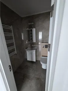 Villa Moderne Townhouse – Otopeni – 5 Chambres – 3 Salles de bain – 160 sqm - foto 5