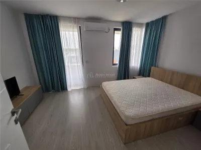 Villa Moderne Townhouse – Otopeni – 5 Chambres – 3 Salles de bain – 160 sqm - foto 7
