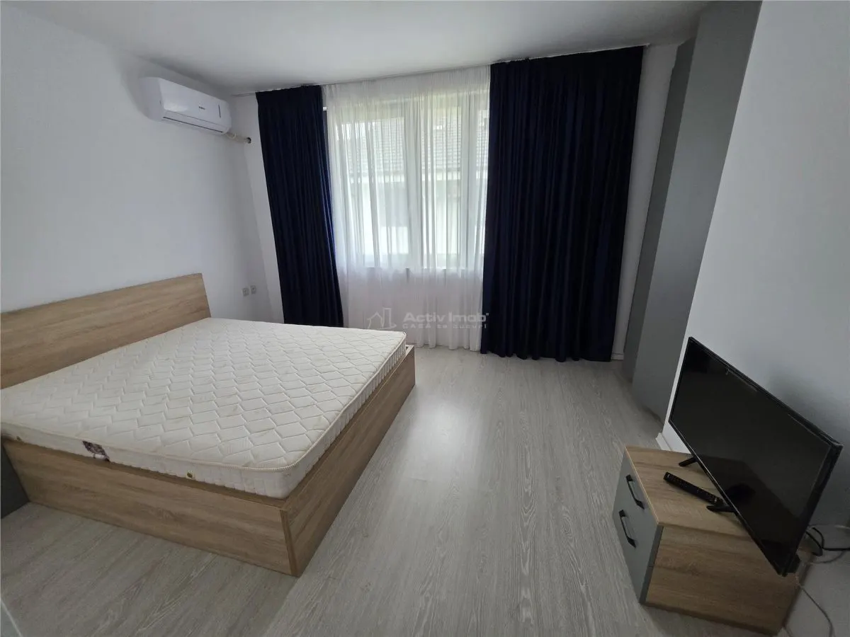 Villa Townhouse Moderne – Otopeni – 5 Chambres – 3 Salles de Bain – 159m² - foto 11