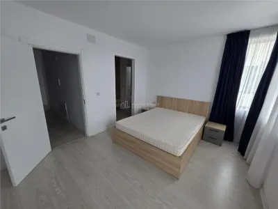 Villa Townhouse Moderne – Otopeni – 5 Chambres – 3 Salles de Bain – 159m² - foto 10