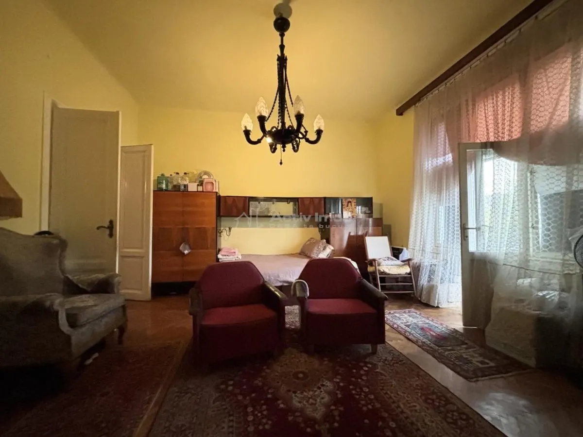 Apartament 129 mp cu vedere spre Crisul Repede si demisol independent in cladire istorica - foto 4