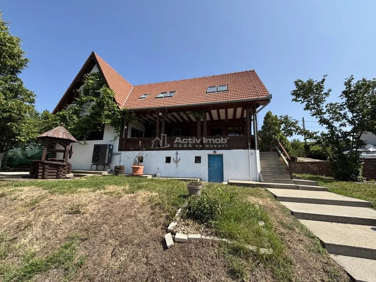 Proprietate de patrimoniu pe malul lacului Paleu - Teren 2.300 mp - piscina - Coliba lui Horea – casa istorica din secolul XVIII - foto 2