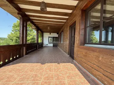 Proprietate de patrimoniu pe malul lacului Paleu - Teren 2.300 mp - piscina - Coliba lui Horea – casa istorica din secolul XVIII - foto 19