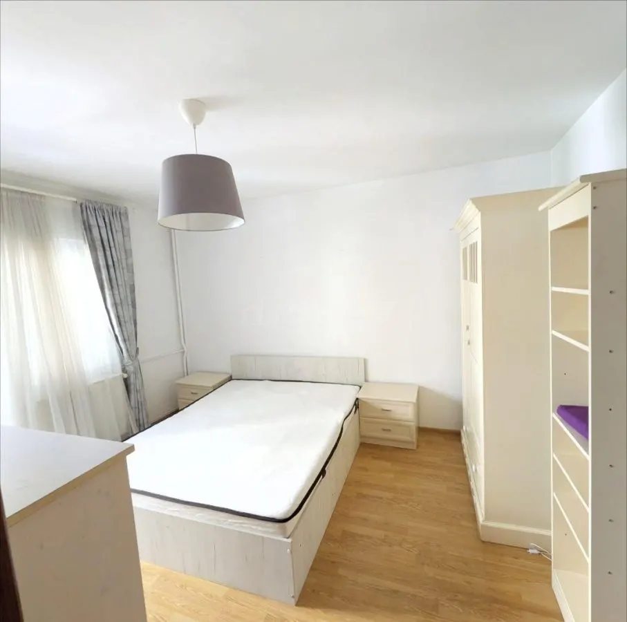 3 camere de inchiriat - decomandat - Timpuri Noi – Nerva Traian - foto 2