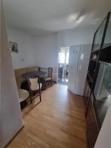 Apartament 3 cam decomandat , doua bai-doua balcoane zona 800 1Mai - foto 4