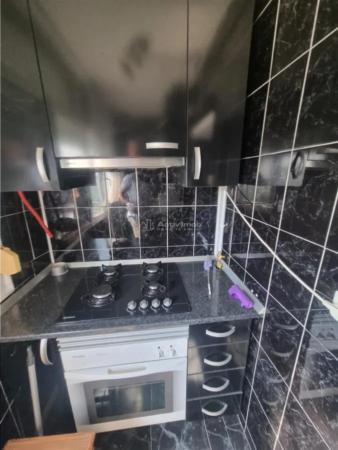 Apartament 3 cam decomandat , doua bai-doua balcoane zona 800 1Mai - foto 7