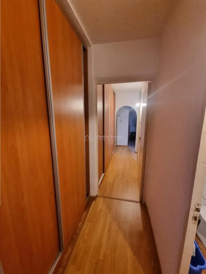 Apartament 3 cam decomandat , doua bai-doua balcoane zona 800 1Mai - foto 10