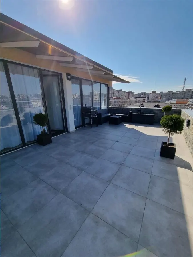 Apartament tip penthouse 2 camere si terasa proprie - foto 16