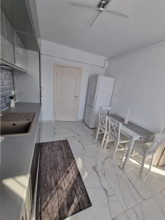 Apartament tip penthouse 2 camere si terasa proprie - foto 6