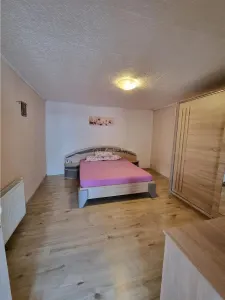 Casa renovata in Branceni -str Dunarii - Branceni