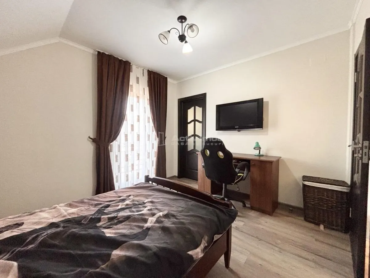 Casa cocheta de vanzare in Sanmartin – confort - stil si relaxare intr-un singur loc - foto 11