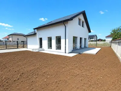 Casa individuala P+M - Prelungirea Ghencea - Margelelor - 189.000 Euro + TVA - dormitor pe parter - Comision 0 ! - Bucuresti