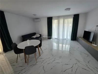 Villa Townhouse Moderne – Otopeni – 5 Chambres – 3 Salles de Bain – 159m² - foto 6