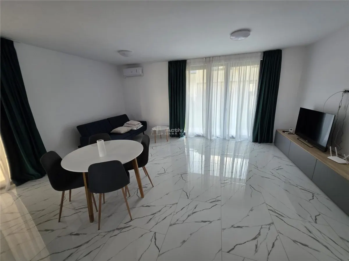 Villa Townhouse Moderne – Otopeni – 5 Chambres – 3 Salles de Bain – 159m² - foto 6