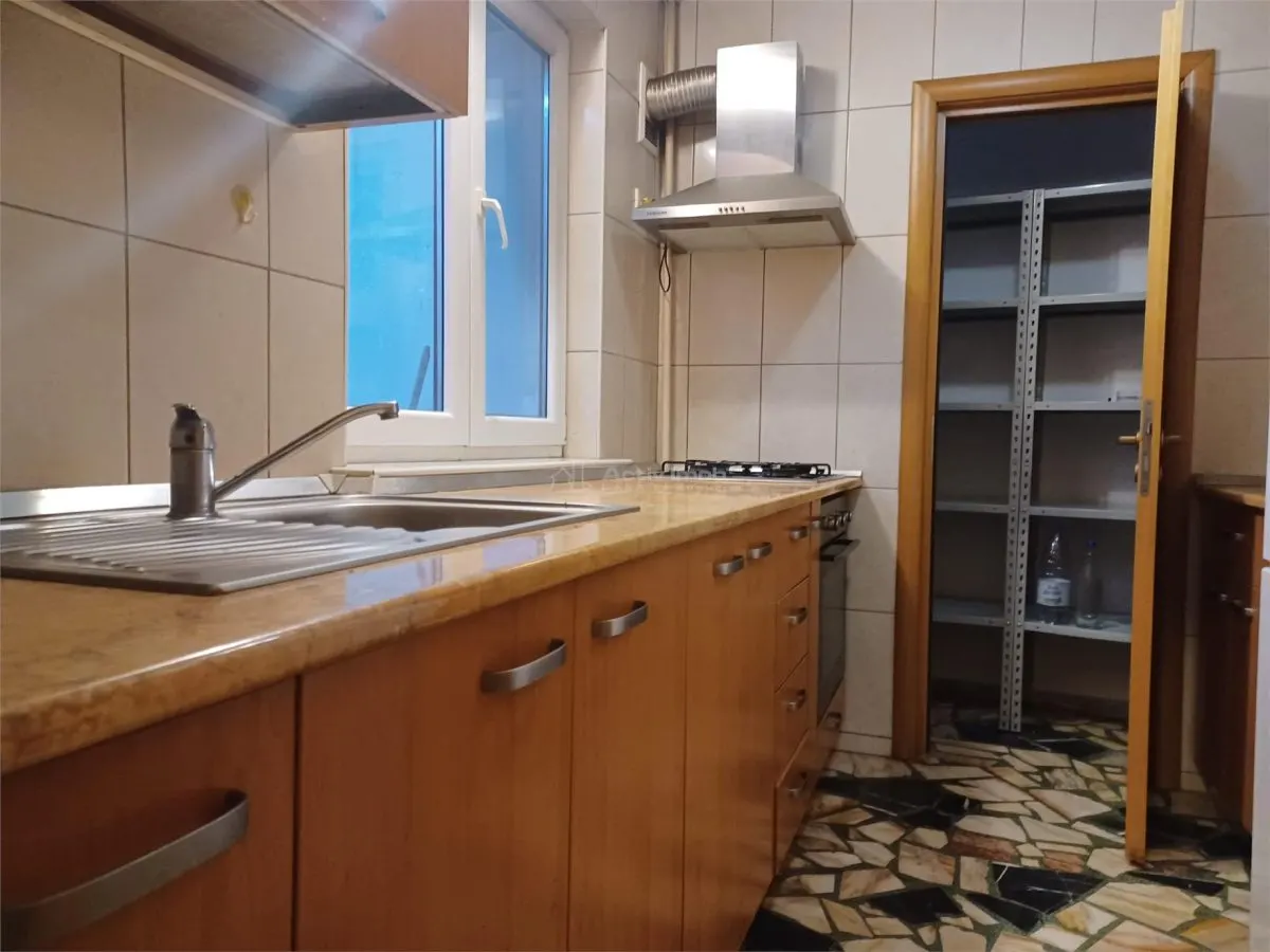 Apartament 3 Camere Victoriei- Piata Sfintii Voiezii - foto 10