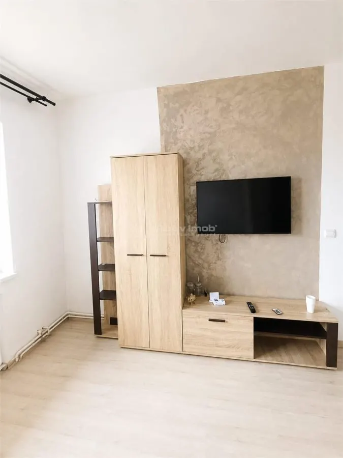 Apartament de vanzare cu 2 camere mobilat - foto 4