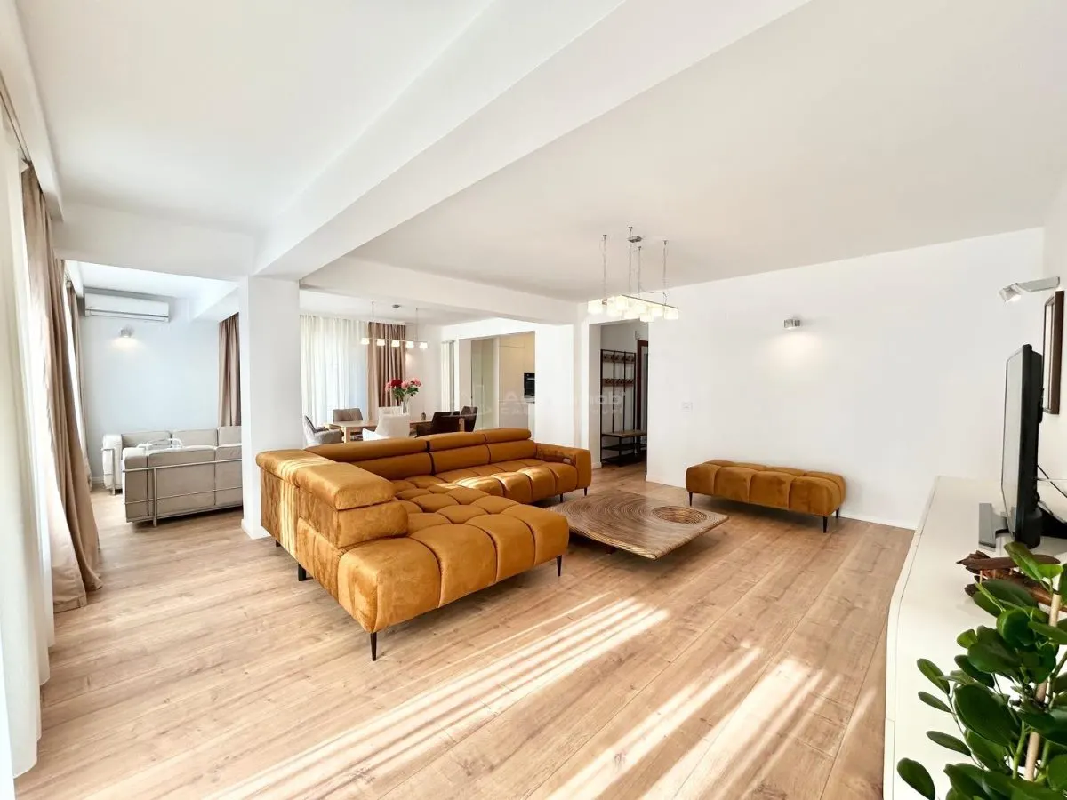 Casa duplex - Pipera Iancu Nicolae - 4 camere - 2 bai - 166mp - 178mp teren - foto 2