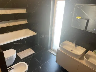 Maison Individuelle de 4 Chambres en Quartier Résidentiel - foto 12