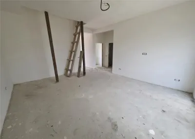 Detached Villa – Tunari – Ground + Mezzanine – 5 Bedrooms – 2 Bathrooms - foto 2