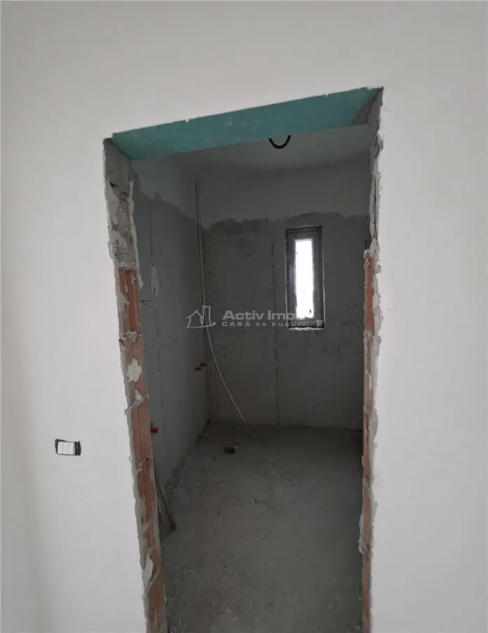 Detached Villa – Tunari – Ground + Mezzanine – 5 Bedrooms – 2 Bathrooms - foto 13