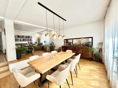 Casa individuala - Odaile Otopeni - 8 camere - 4 bai - 474mp - 903mp teren - Odaile