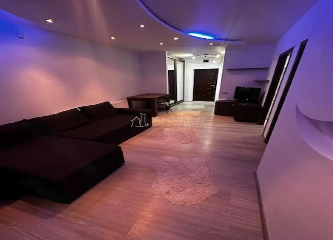2 cam penthouse - Uta Ared - foto 3
