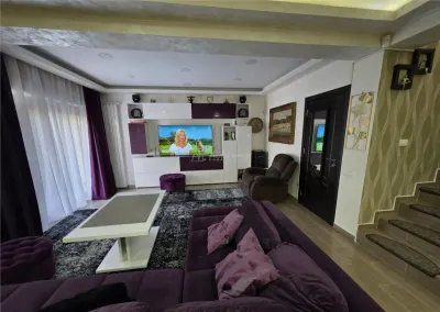 فيلا ثنائية حديثة بمجمع جرين سيتي – 4 غرف، 3 حمامات، 130 متر مربع - foto 3